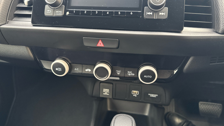 Honda Jazz 1.5 i-MMD Hybrid SE 5dr eCVT Hybrid Hatchback